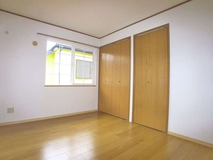 ルミエ－ルＢの物件内観写真