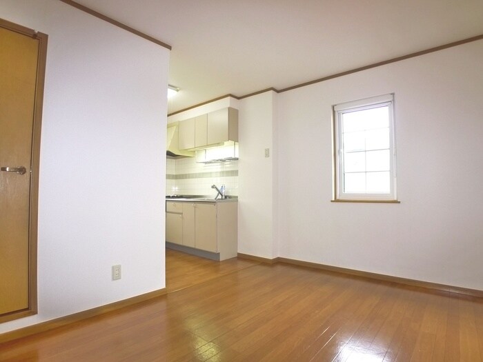 ルミエ－ルＢの物件内観写真