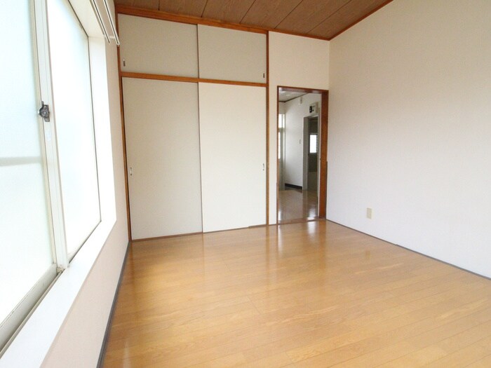 平成ハイツ１０号棟の物件内観写真