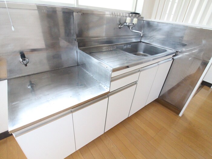 平成ハイツ１０号棟の物件内観写真