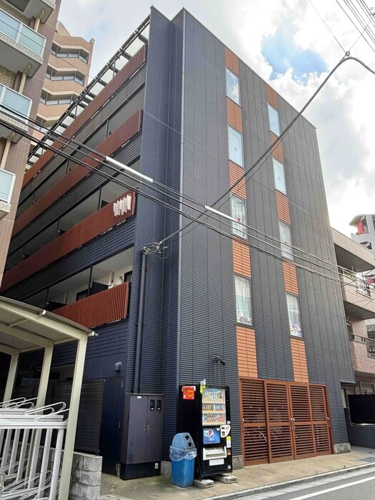 CROSS COURT NAMIKIの物件外観写真