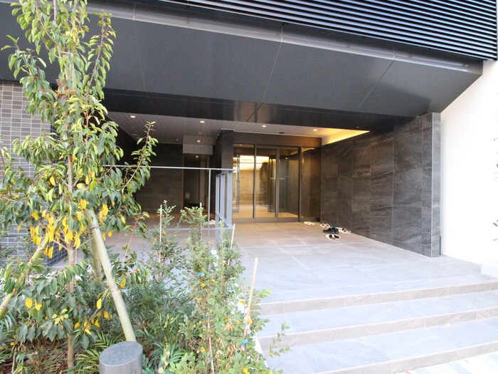 グランカーサ四谷の物件外観写真