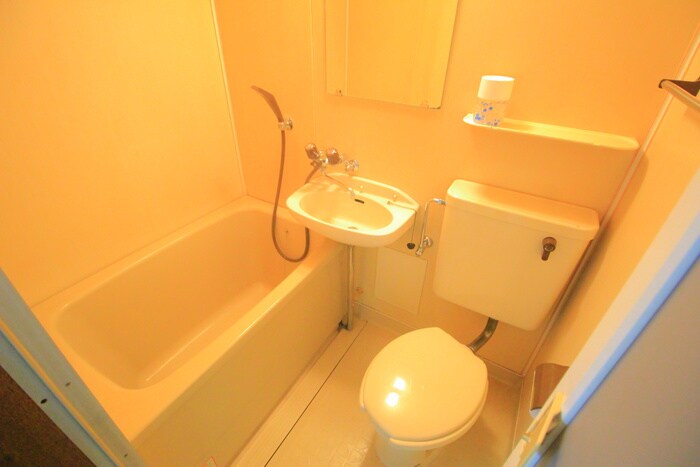 レジデンスヒロの物件内観写真