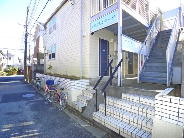 アルファーNEXTステージの物件外観写真