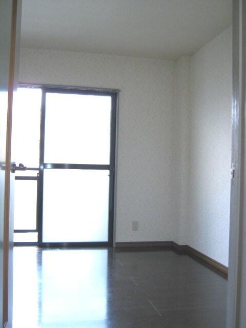 アサヒヤビルマンションの物件内観写真