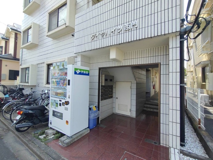 ダイヤハイツ西門の物件外観写真
