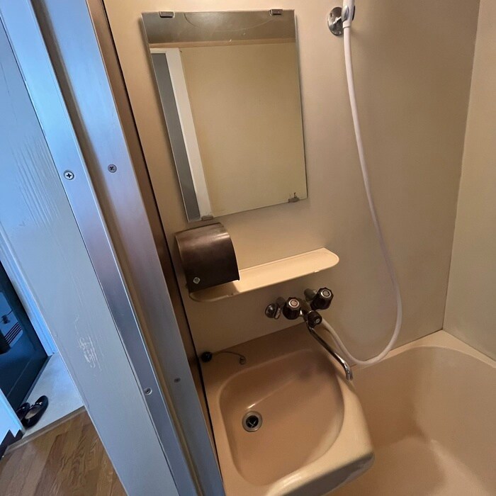 サロン・ボン・グウの物件内観写真