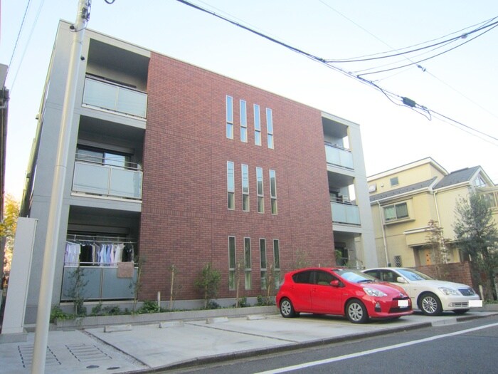 ラールゴ清水の物件外観写真