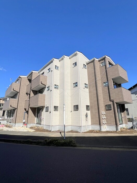 ｆ－ｃｕｂｅ　Ⅴの物件外観写真