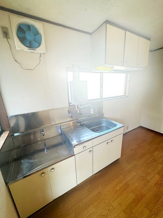 なかじま荘Ａ棟の物件内観写真