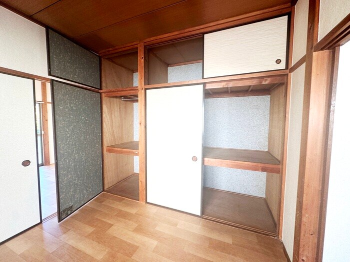 なかじま荘Ａ棟の物件内観写真