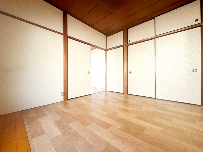 なかじま荘Ａ棟の物件内観写真