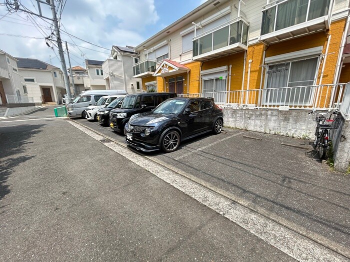 メゾンラフォーレの物件外観写真