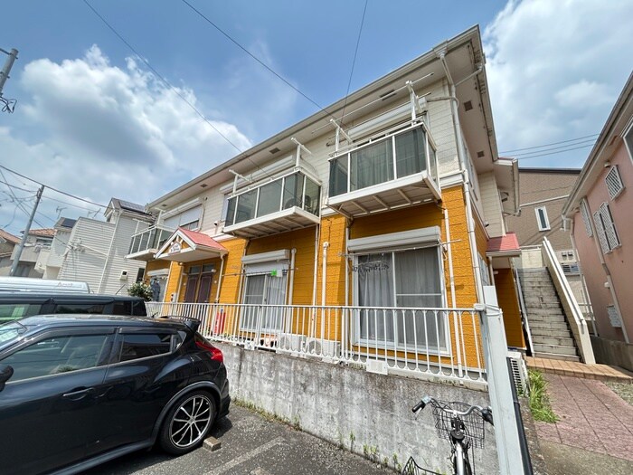 メゾンラフォーレの物件外観写真