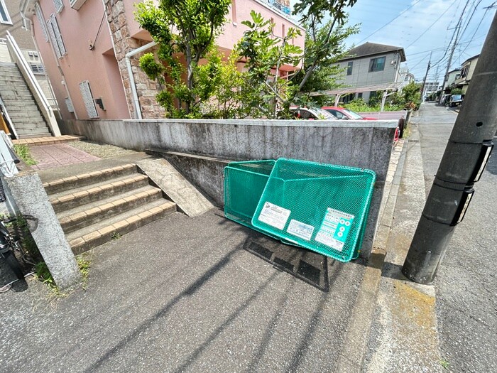 メゾンラフォーレの物件外観写真