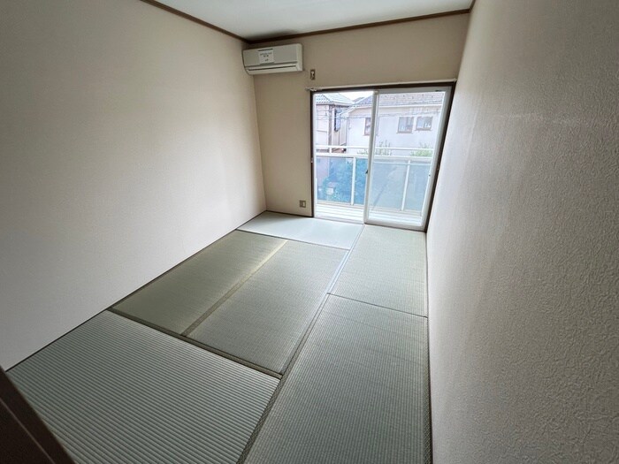 メゾンラフォーレの物件内観写真