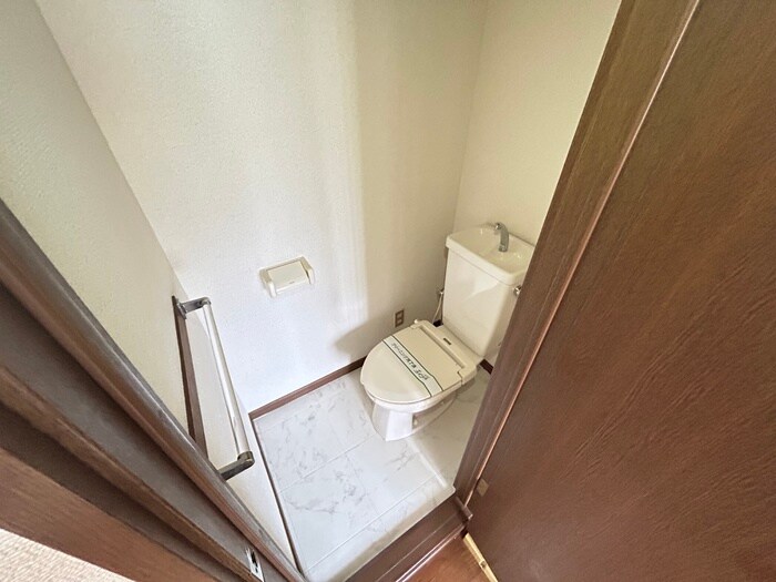 メゾンラフォーレの物件内観写真