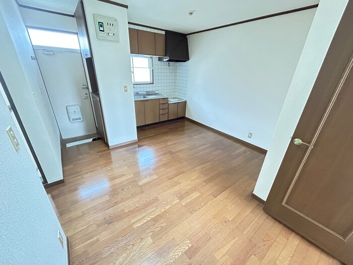 メゾンラフォーレの物件内観写真