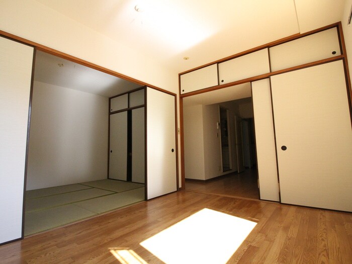 ティーアイグリーンマンションの物件内観写真