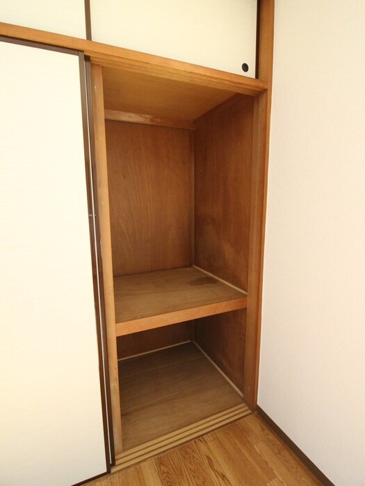 ティーアイグリーンマンションの物件内観写真