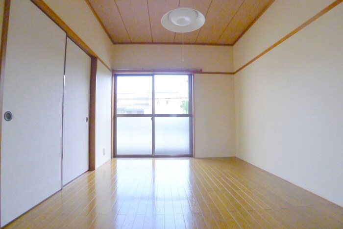 グランドハイツコタケの物件内観写真