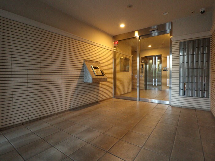 プレシエ新丸子の物件外観写真