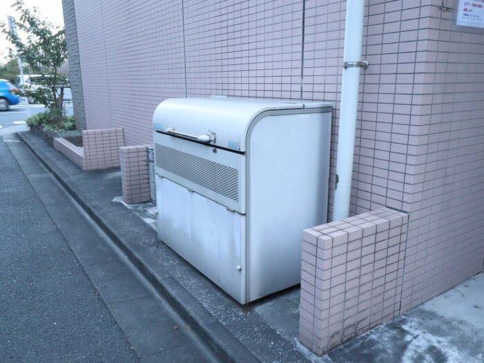 プレシエ新丸子の物件外観写真