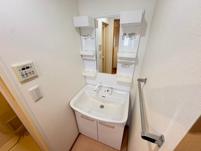 プレシエ新丸子の物件内観写真