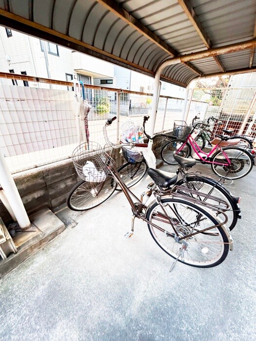 ル－ト元郷の物件外観写真