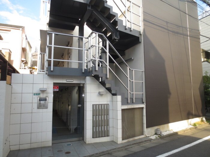 マリオン駒場の物件外観写真