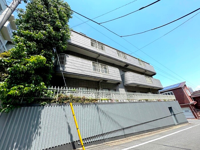 ラスタ－ハウスの物件外観写真