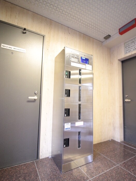 ラスタ－ハウスの物件外観写真