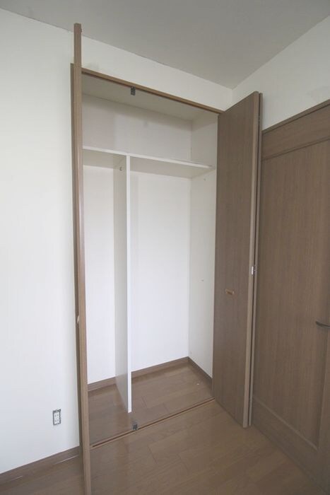 パウロニアヒルズの物件内観写真