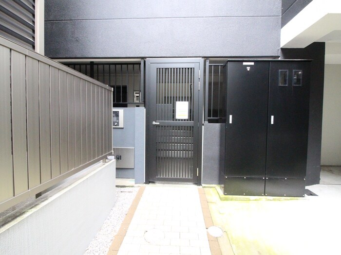 レガーロ石川町の物件外観写真