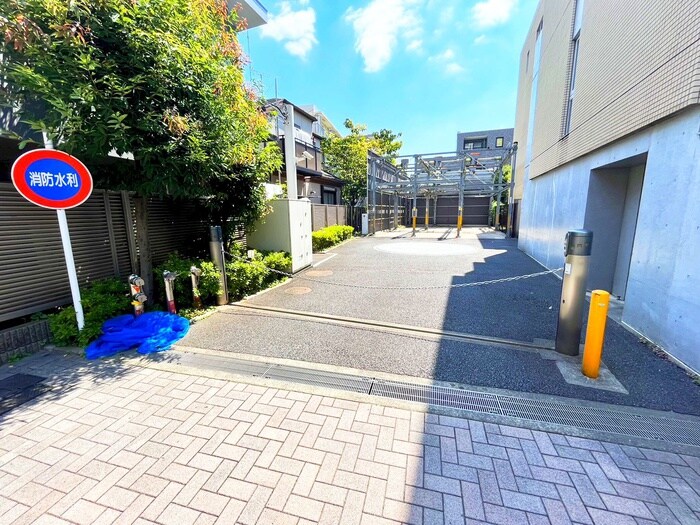 ヴォアラクテ西早稲田の物件外観写真