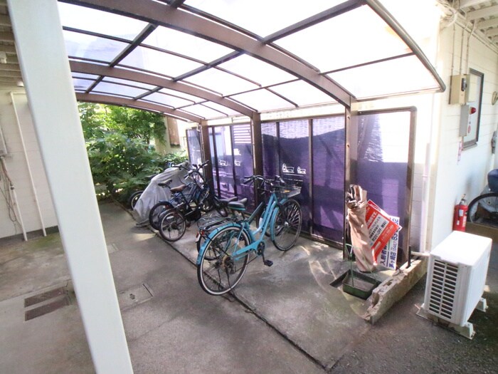 アルテメゾンの物件外観写真