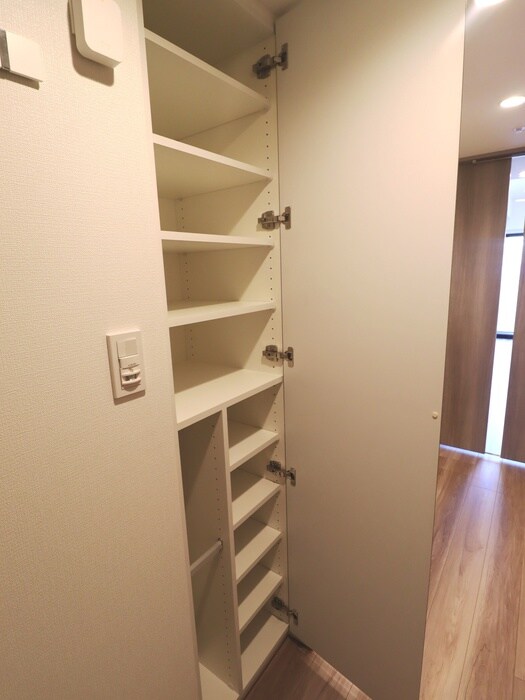 AIFLAT中目黒の物件内観写真