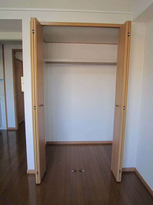 レフィナ－ドＥの物件内観写真