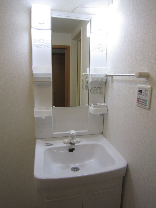 レフィナ－ドＥの物件内観写真