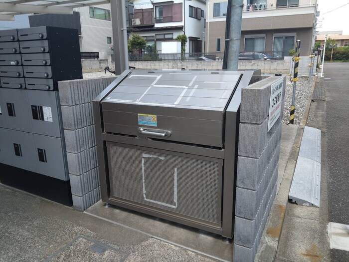 クレイン仲町の物件外観写真