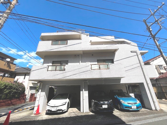 カーサマツダの物件外観写真