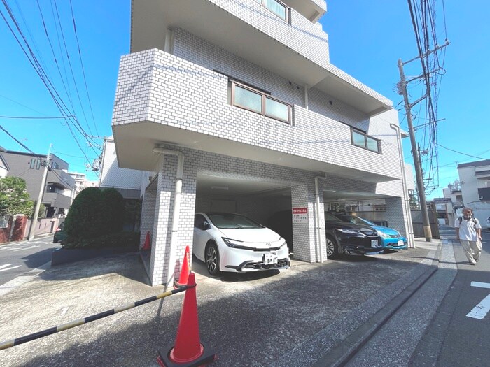 カーサマツダの物件外観写真