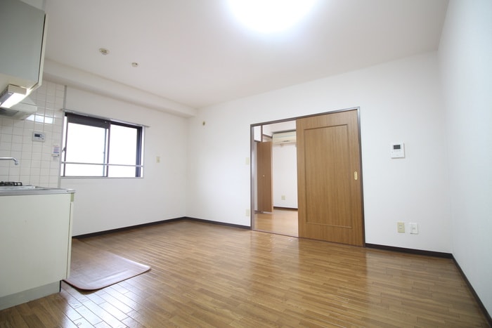 カーサマツダの物件内観写真