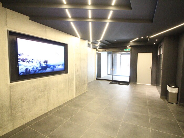 TRACK八丁堀の物件外観写真