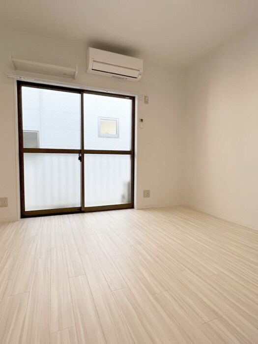 第8丸三マンションの物件内観写真