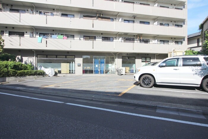 オーネストの物件外観写真