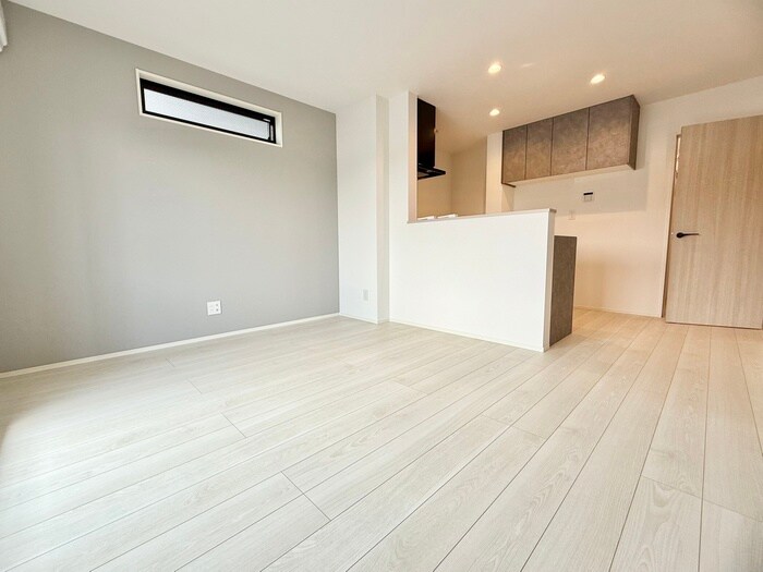 ユニバーサルシティ鈴谷の物件内観写真