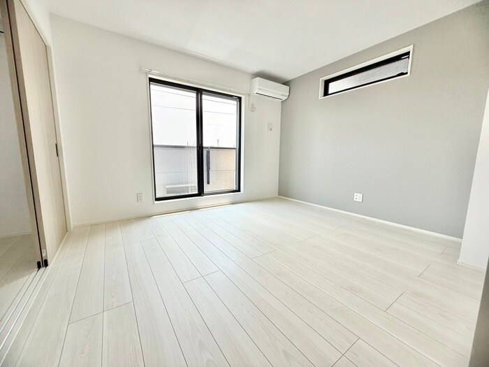 ユニバーサルシティ鈴谷の物件内観写真