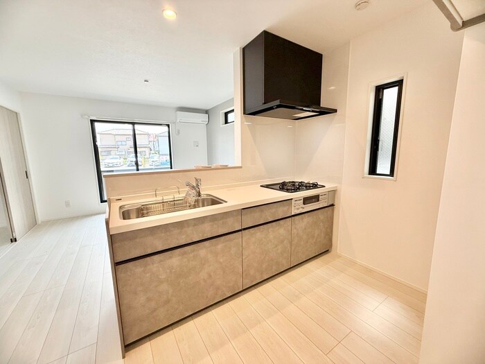 ユニバーサルシティ鈴谷の物件内観写真