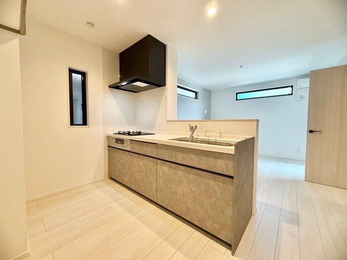 ユニバーサルシティ鈴谷の物件内観写真